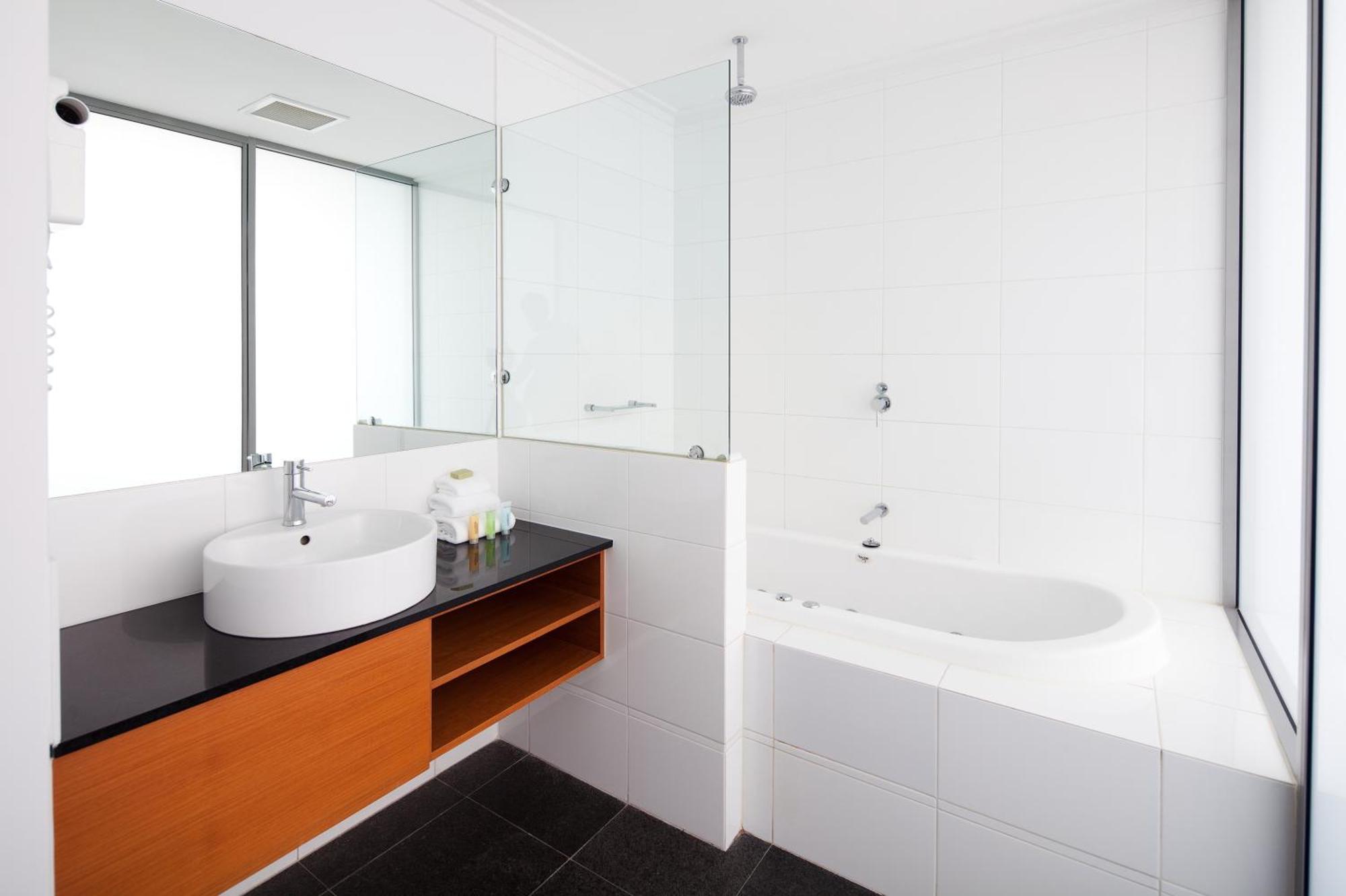 Seashells Mandurah Hotel Екстериор снимка