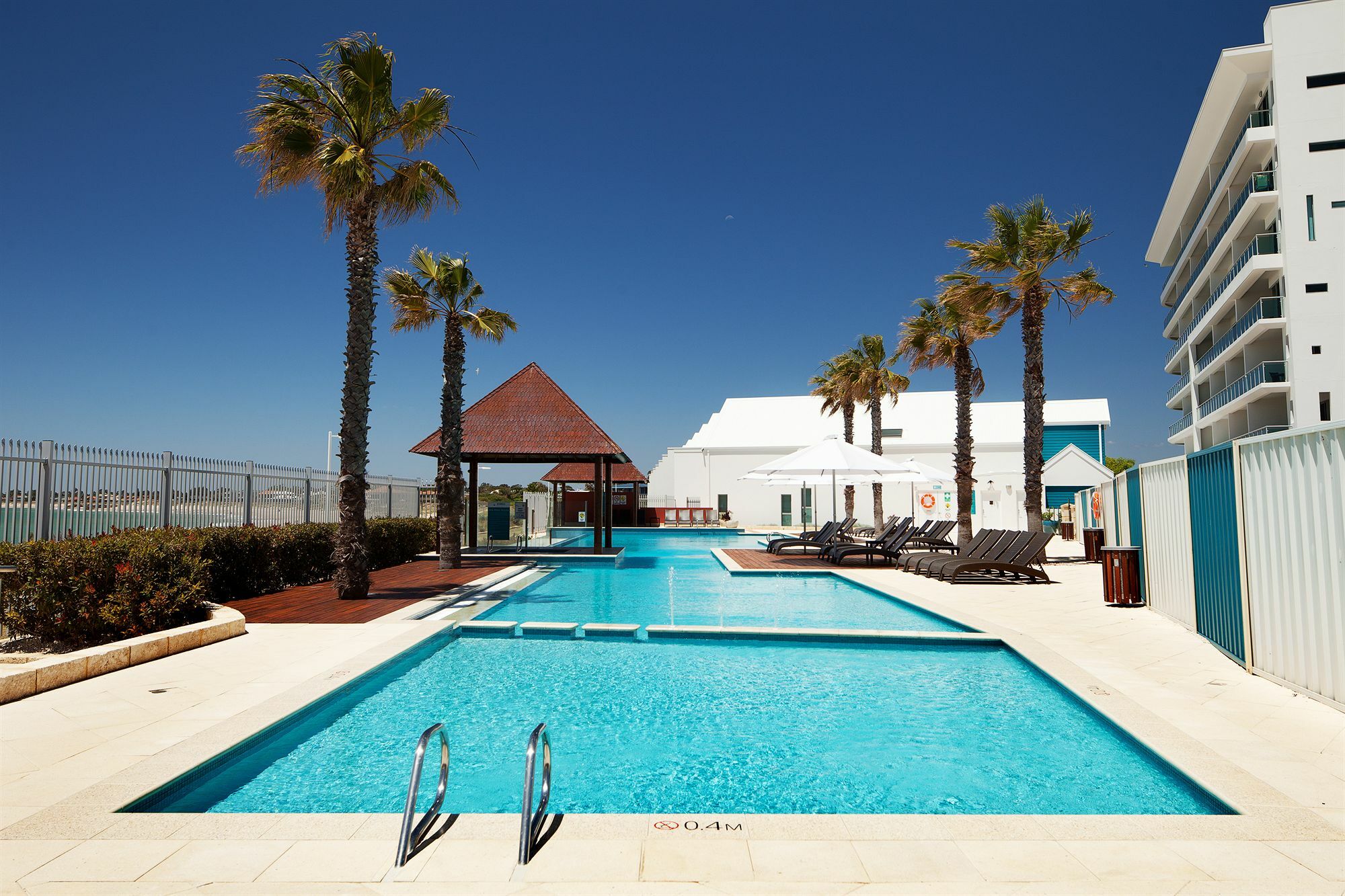 Seashells Mandurah Hotel Екстериор снимка