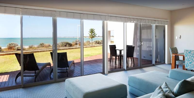 Seashells Mandurah Hotel Екстериор снимка